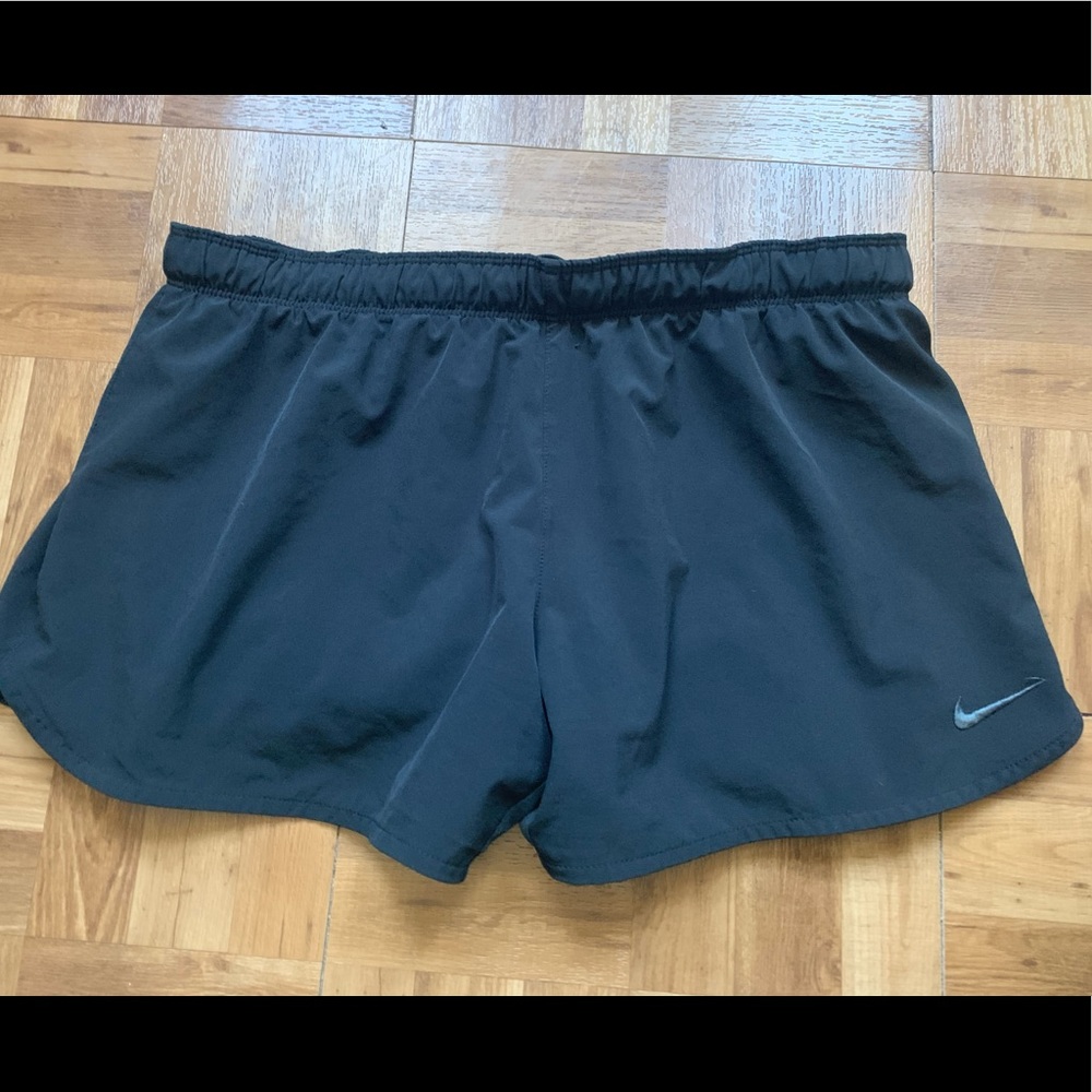 Women’s Nike Shorts - Large